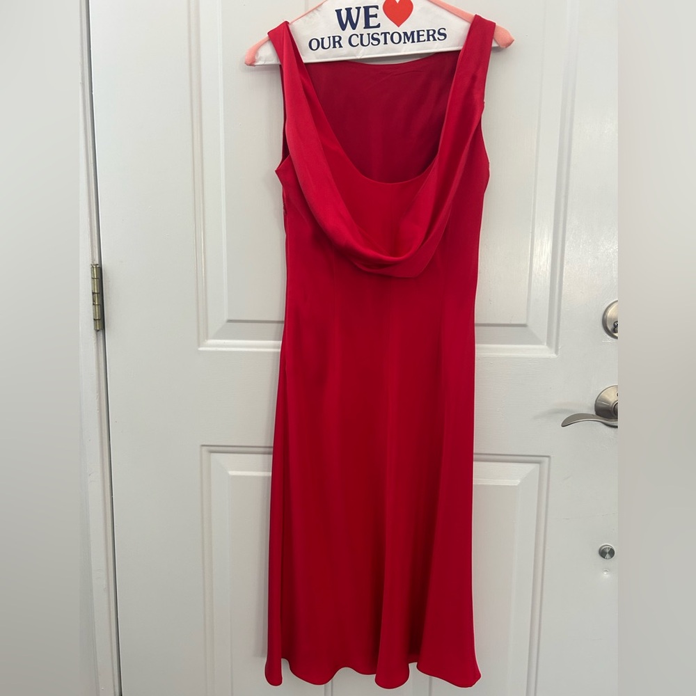 Silk Red Sleeveless Back Drape Dress Size 4 by Flores & Flores - Picture 4 of 12